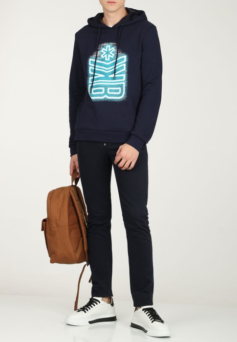 брюки  по цене 25130 руб вид справа