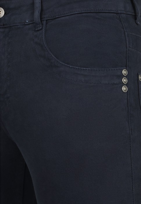 брюки  из проверенных материалов спереди