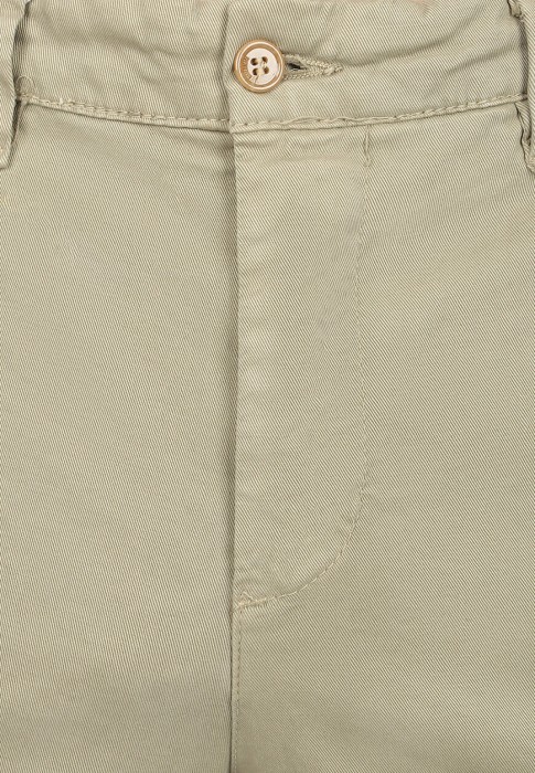 брюки  из проверенных материалов спереди