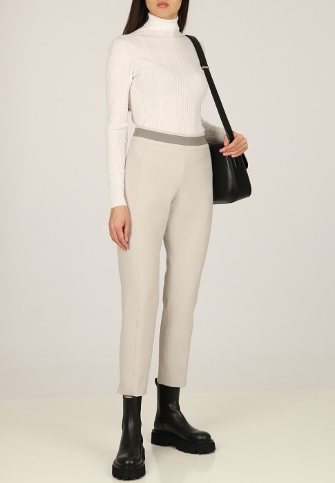 брюки  от бренда cappellini by peserico вид слева