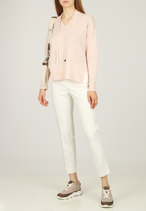 брюки  по цене 27930 руб вид справа