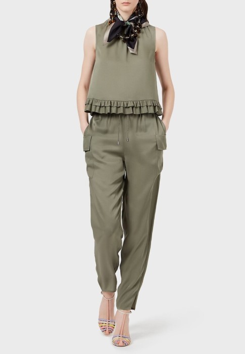 брюки  от бренда emporio armani вид слева