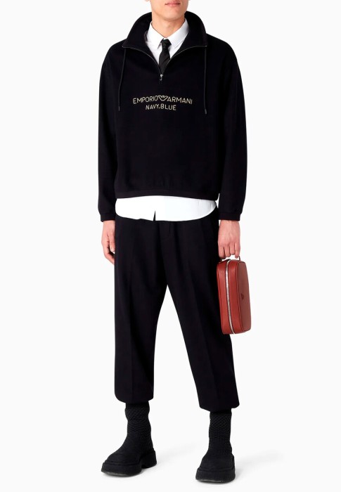 брюки  от бренда emporio armani вид слева