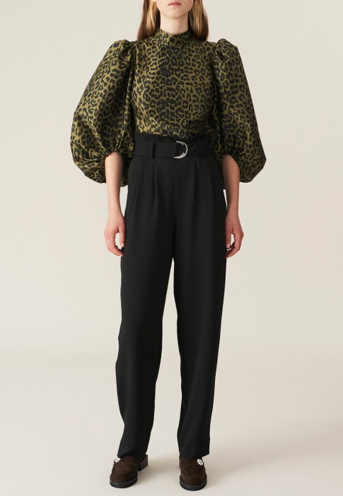 брюки  от бренда ganni вид слева