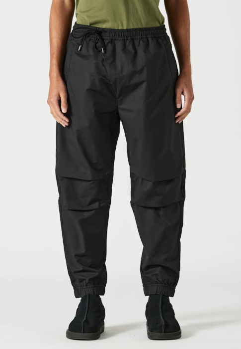 Товар серого цвета с внутренней стороны