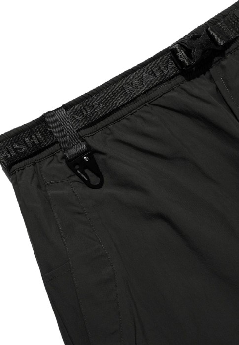 Товар черного цвета с внутренней стороны