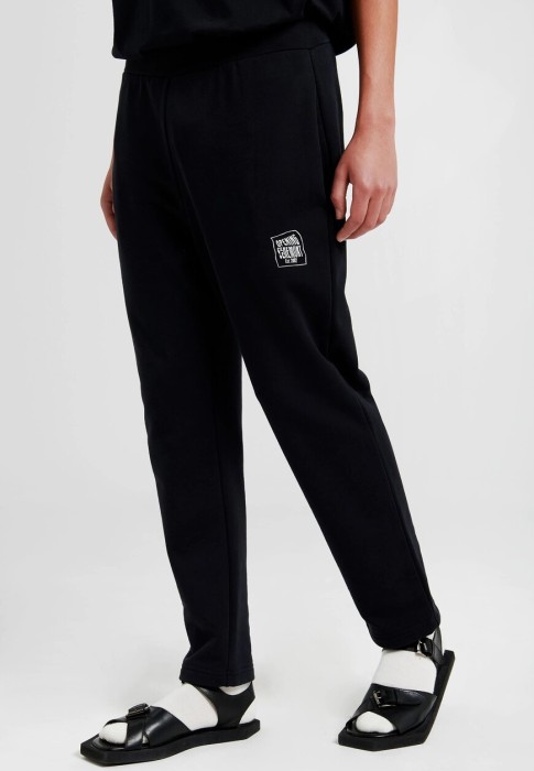 брюки  из проверенных материалов спереди