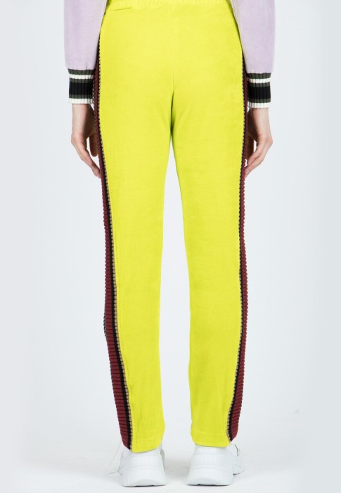 брюки  из проверенных материалов спереди