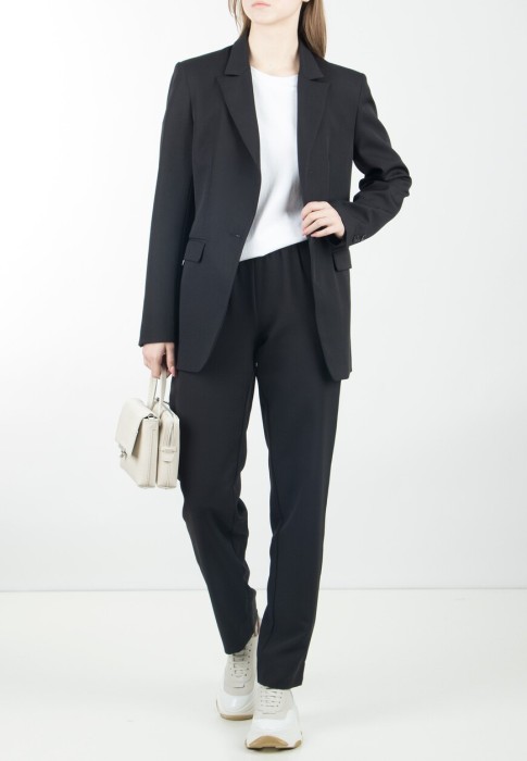 брюки  по цене 12530 руб вид справа