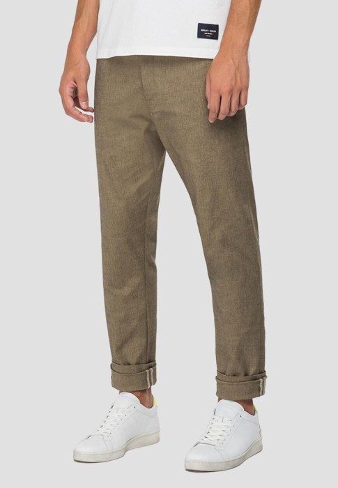 брюки  по цене 27230 руб вид справа