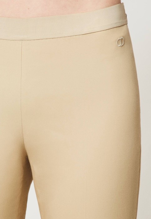 брюки  из проверенных материалов спереди