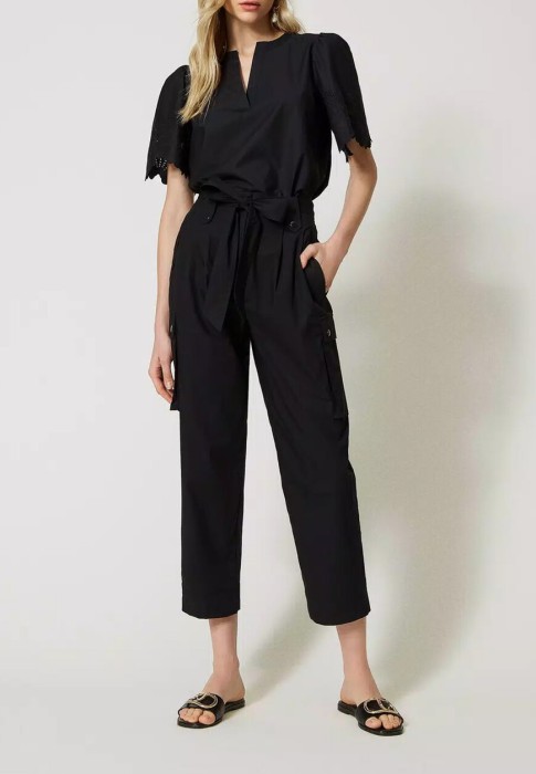 брюки  по цене 25130 руб вид справа