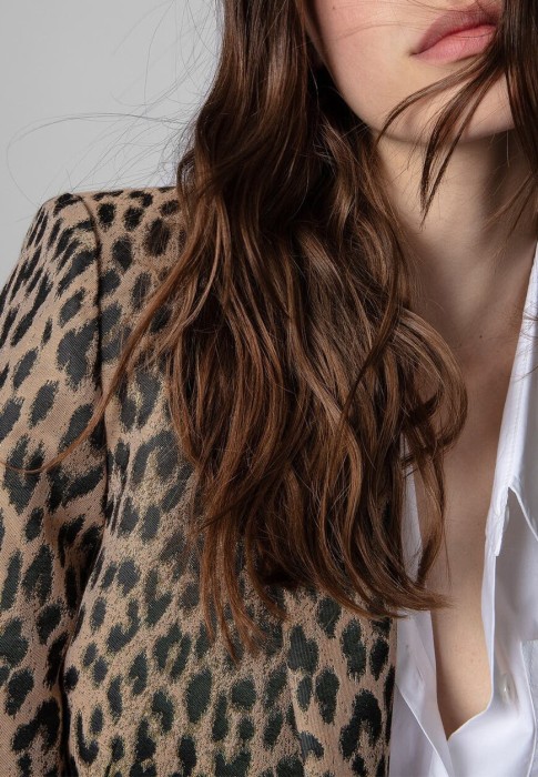 брюки  из проверенных материалов спереди