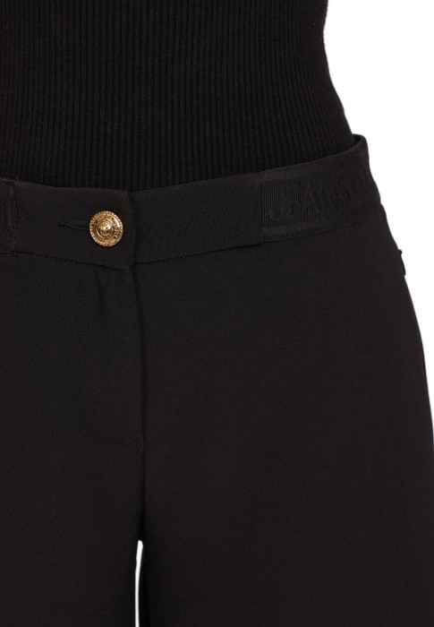 брюки  из проверенных материалов спереди