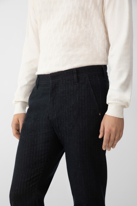 брюки  из англии вид сбоку