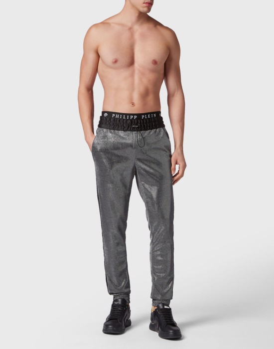 брюки  по цене 47032 руб вид справа