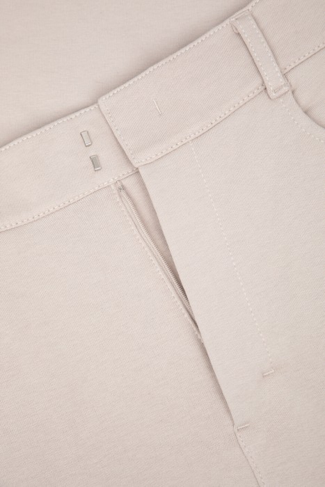 брюки  из хлопка спереди