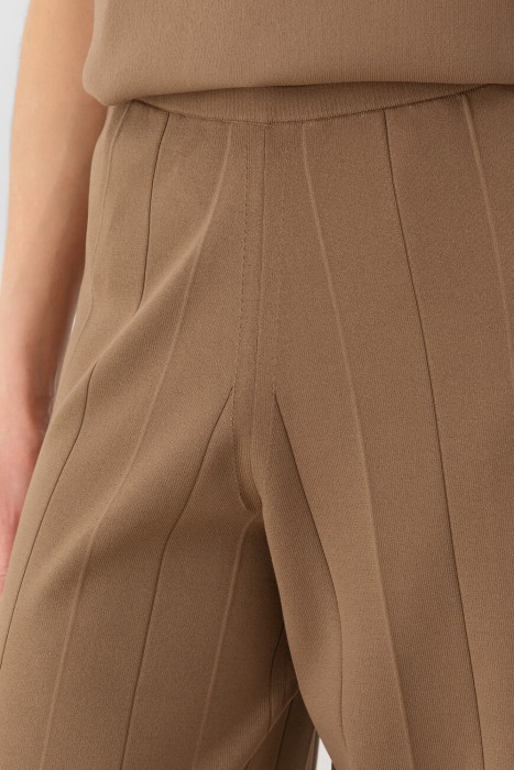 брюки  из италии вид сбоку