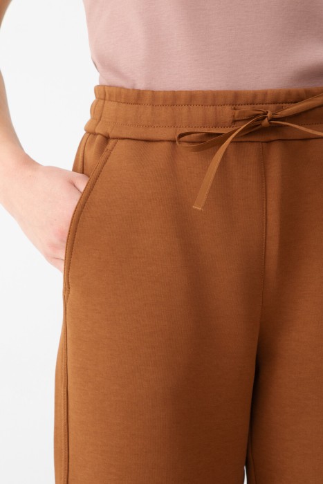 брюки  из италии вид сбоку