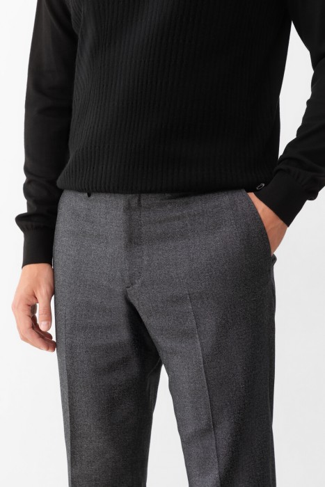 брюки  из англии вид сбоку