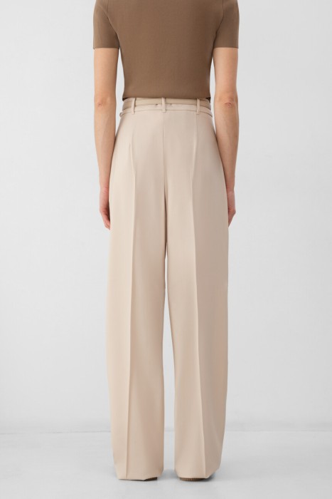 брюки  от бренда max mara вид слева