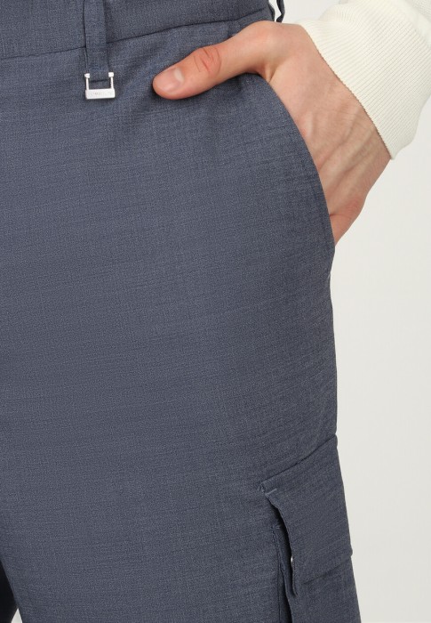 Товар синего цвета с внутренней стороны