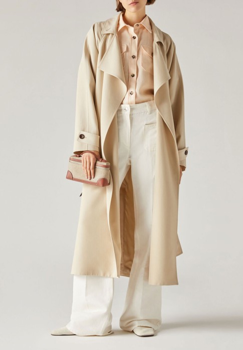 Продукция для женщин фото