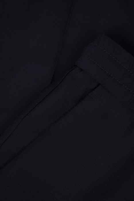 брюки  спортивного стиля с лицевой стороны