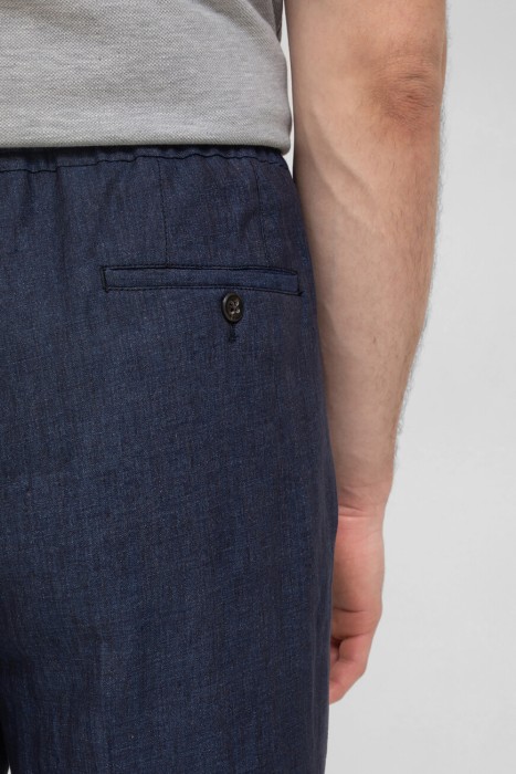 Товар синего цвета с внутренней стороны