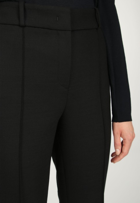 Продукция для женщин фото