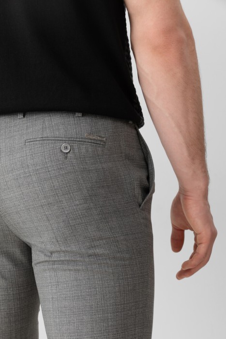 Товар серого цвета с внутренней стороны