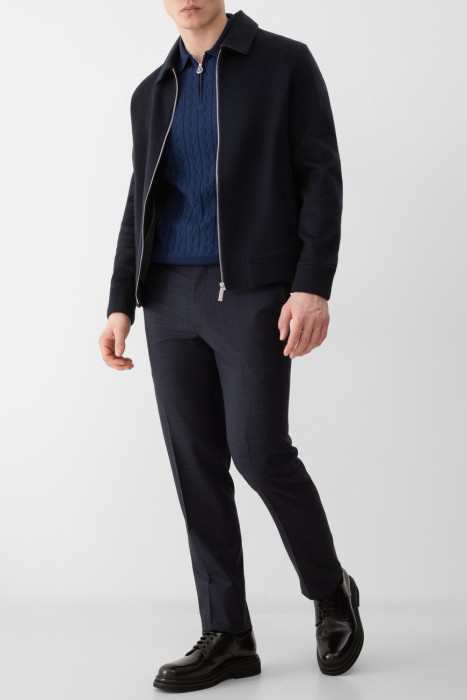 брюки  из хлопка спереди