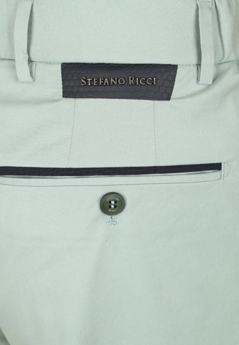 брюки  из проверенных материалов спереди