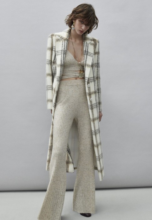 брюки  по цене 12425 руб вид справа