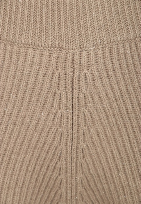 брюки  из проверенных материалов спереди