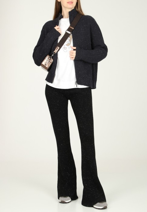 брюки  по цене 72695 руб вид справа