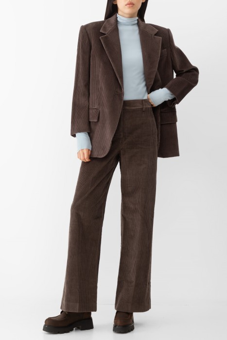 брюки  из хлопка спереди