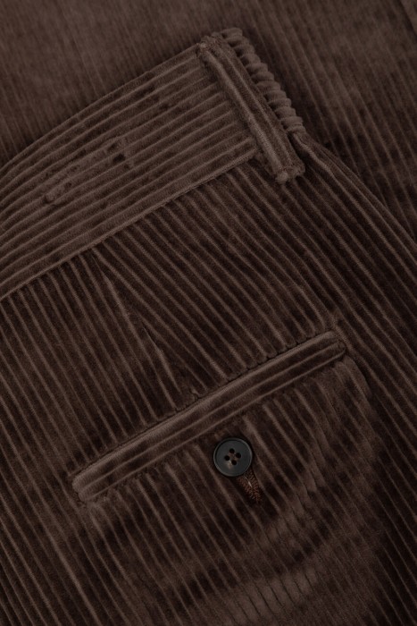 брюки  для взрослого возраста с изнаночной стороны