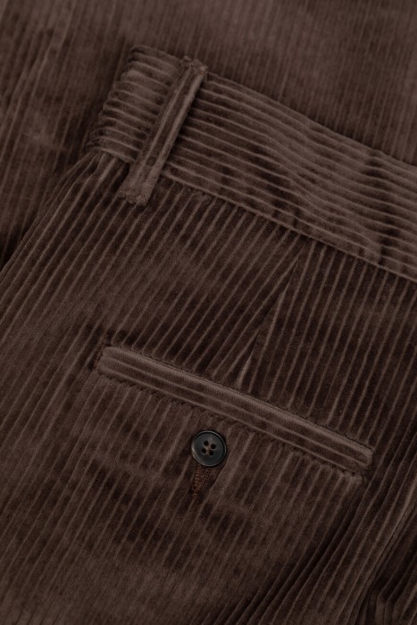 брюки  на сезон этого года фотография