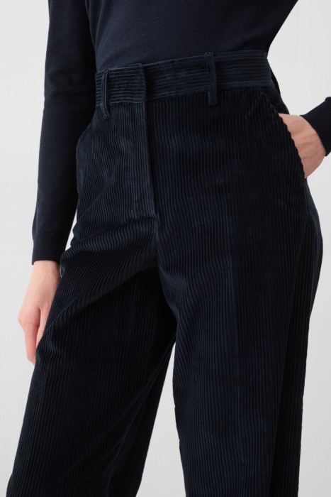 брюки  из италии вид сбоку