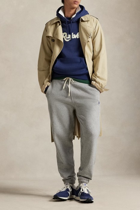 Товар серого цвета с внутренней стороны