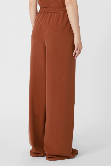 брюки  от бренда max mara вид слева