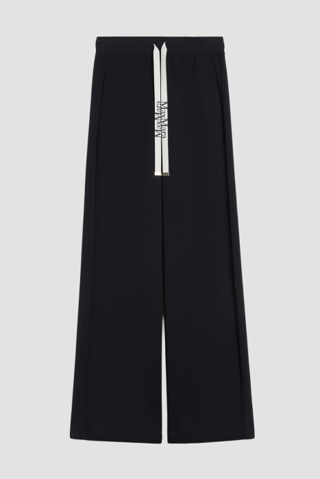 Товар синего цвета с внутренней стороны