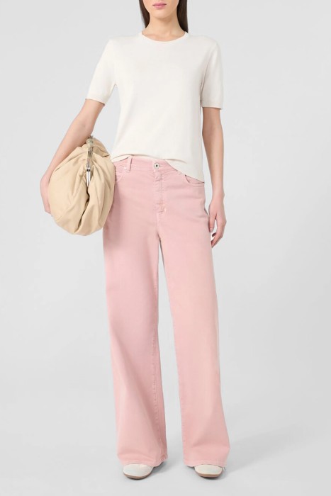 Товар розового цвета с внутренней стороны