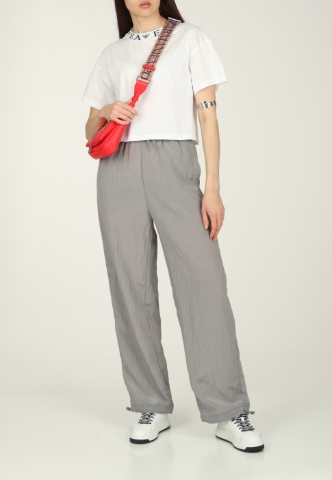 брюки  от бренда emporio armani вид слева