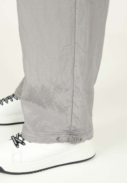 брюки  из проверенных материалов спереди