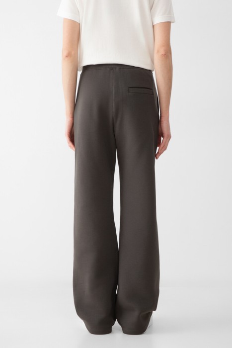 брюки  от бренда max mara вид слева