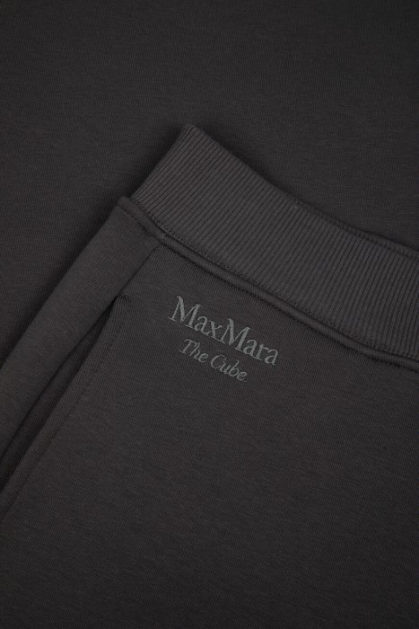 Продукция для женщин фото