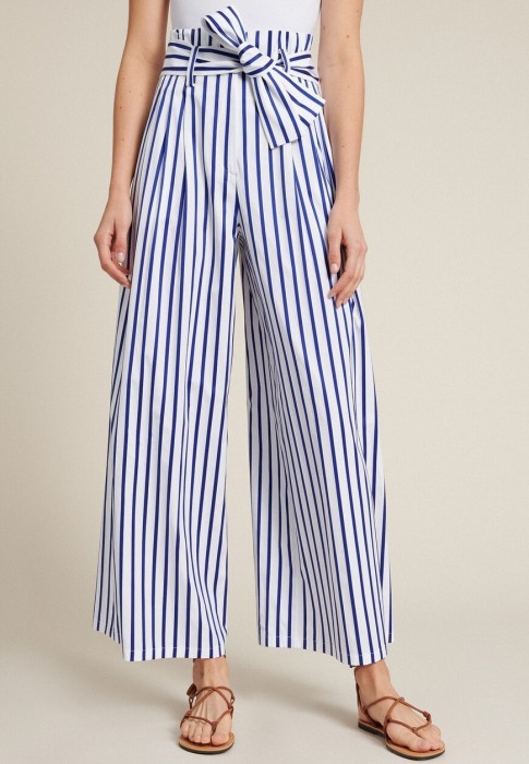 брюки  по цене 31535 руб вид справа