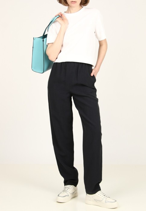 брюки  по цене 29330 руб вид справа